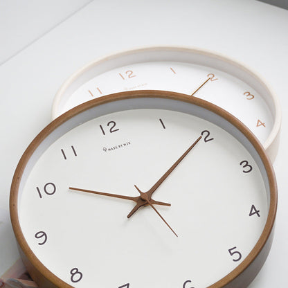 Mogendo | Simple analog solid wood wall clock for home – timeless and elegant!