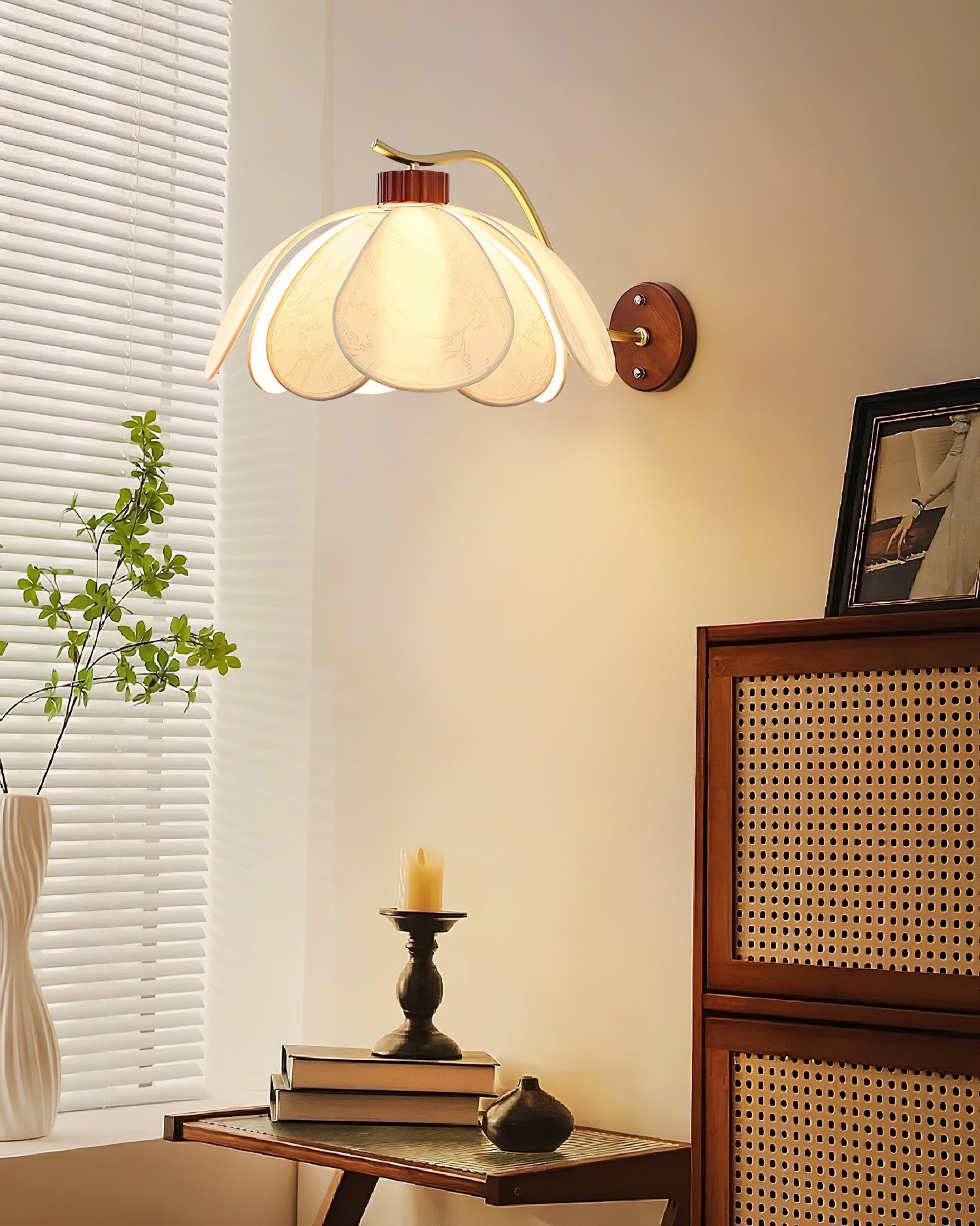 Mogendo | Florvia Wall Lamp
