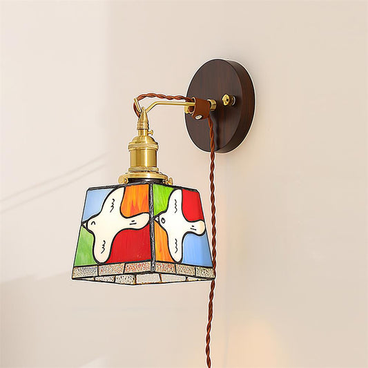 Mogendo | Miroa Wall Lamp W 20cm x H 29cm W 7.8″ x H 11.4″ Red