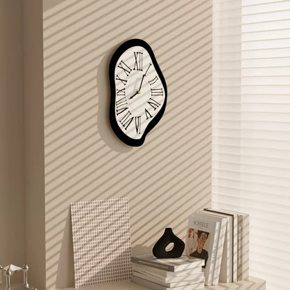 Mogendo | Surreal melting nordic wall clock