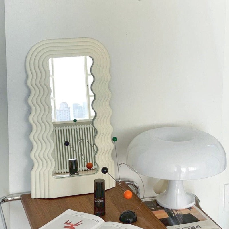 Mogendo | Wave Shock Retro Mirror