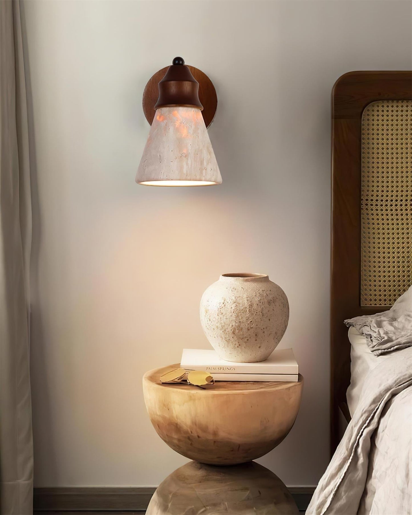 Mogendo | Travine Wall Lamp