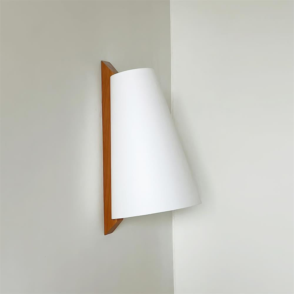 Mogendo | Trianora Wall Lamp W 22cm x H 38cm W 8.6″ x H 14.9″ Walnut Color & White
