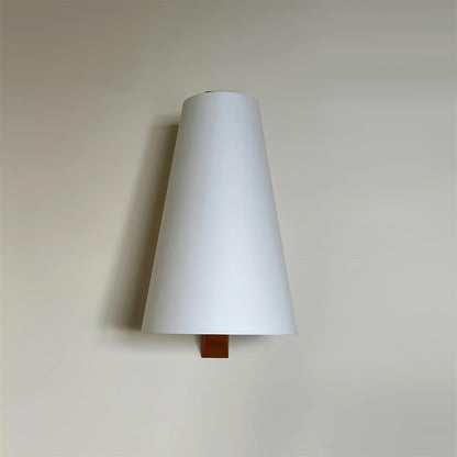 Mogendo | Trianora Wall Lamp