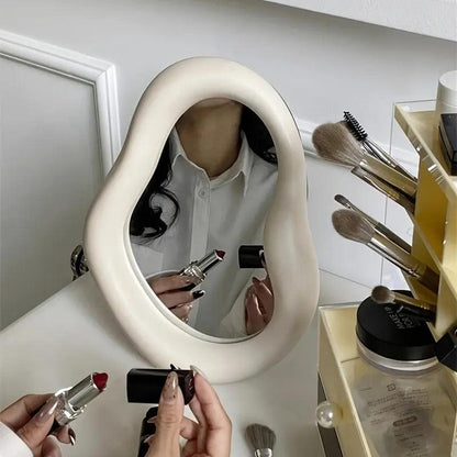Mogendo | Mirrorly - Deformed Mirror