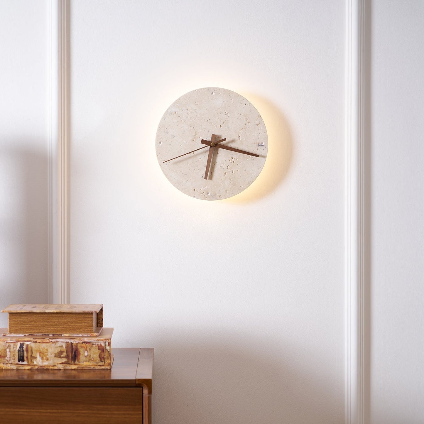 Mogendo | Zegary Travertine Clock Wall Lamp