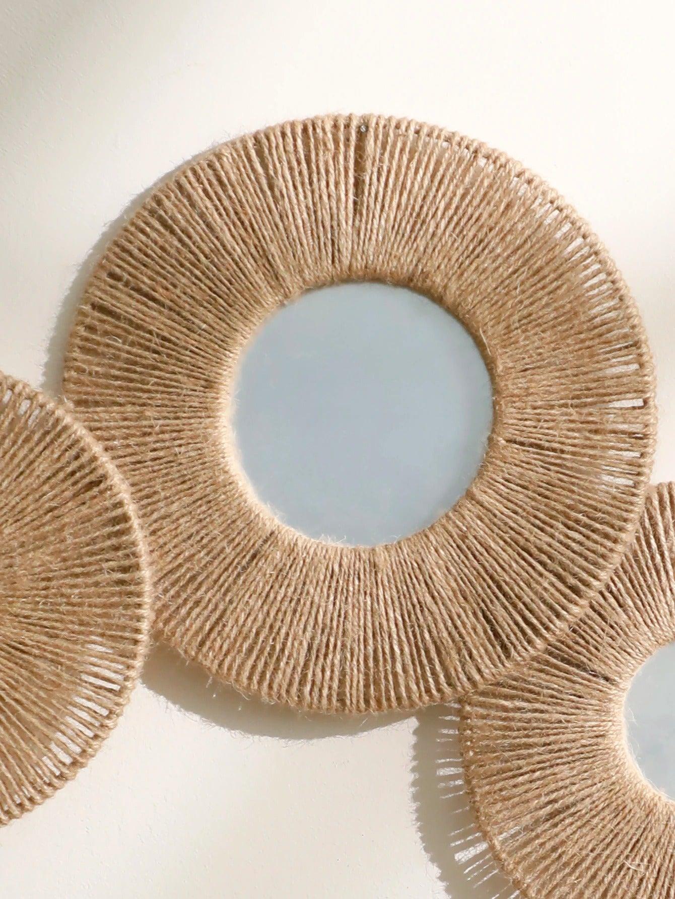 Mogendo | Round decorative wall mirror in boho style with woven hemp rope